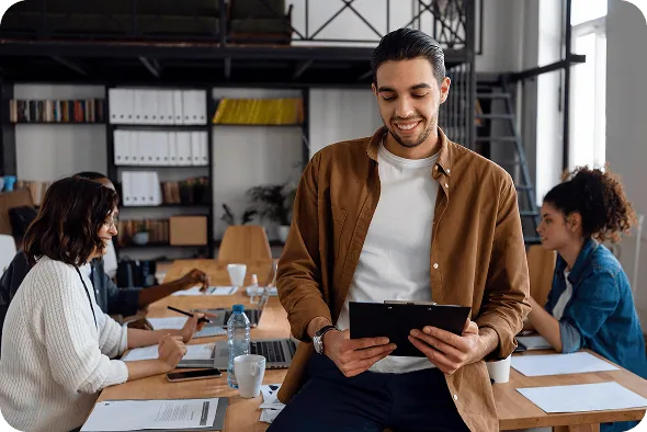 Chatacters Amotii Partner